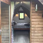 Wharfe Camp Glamping * 케틀웰
