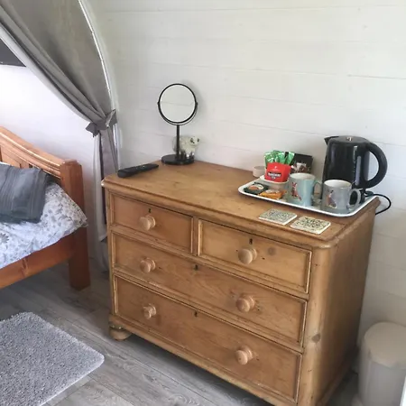 Wharfe Camp Glamping