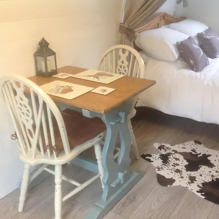 Gerendaház Wharfe Camp Glamping *