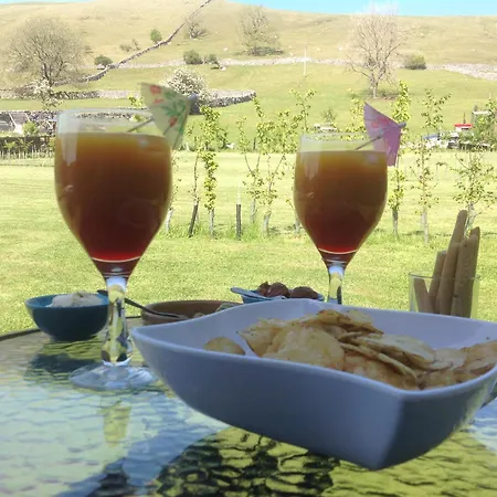 Wharfe Camp Glamping Kettlewell