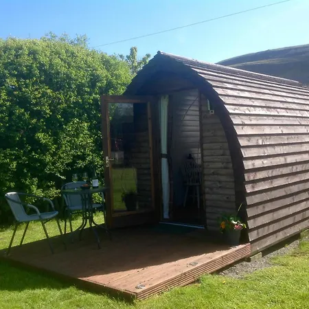 Wharfe Camp Glamping Gerendaház