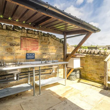 Wharfe Camp Glamping