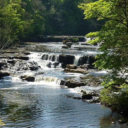 Gerendaház Wharfe Camp Glamping