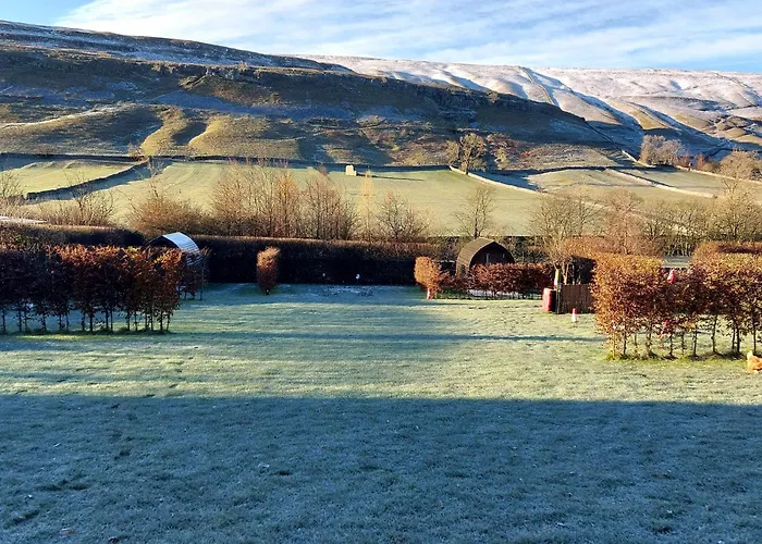 Wharfe Camp Glamping Lodge